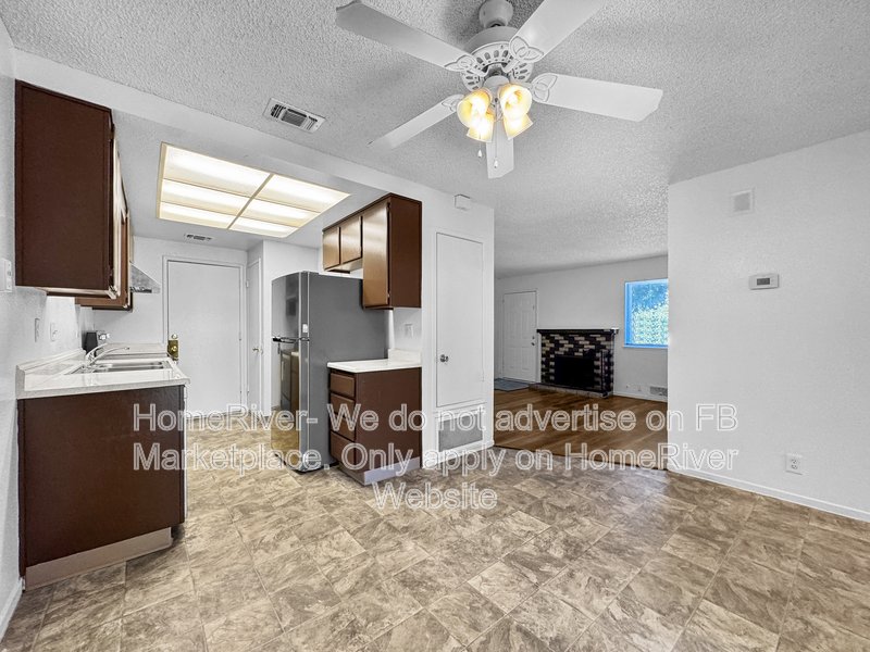 Fridge Included | WSG Included | Near Parks property image