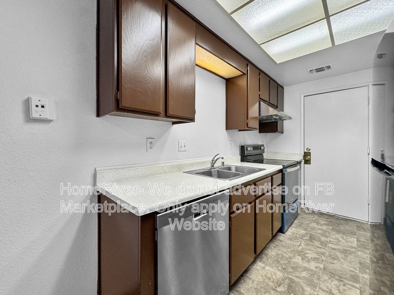 Fridge Included | WSG Included | Near Parks property image