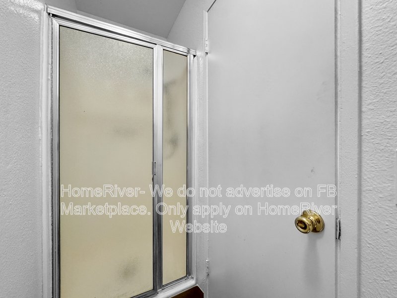 Fridge Included | WSG Included | Near Parks property image