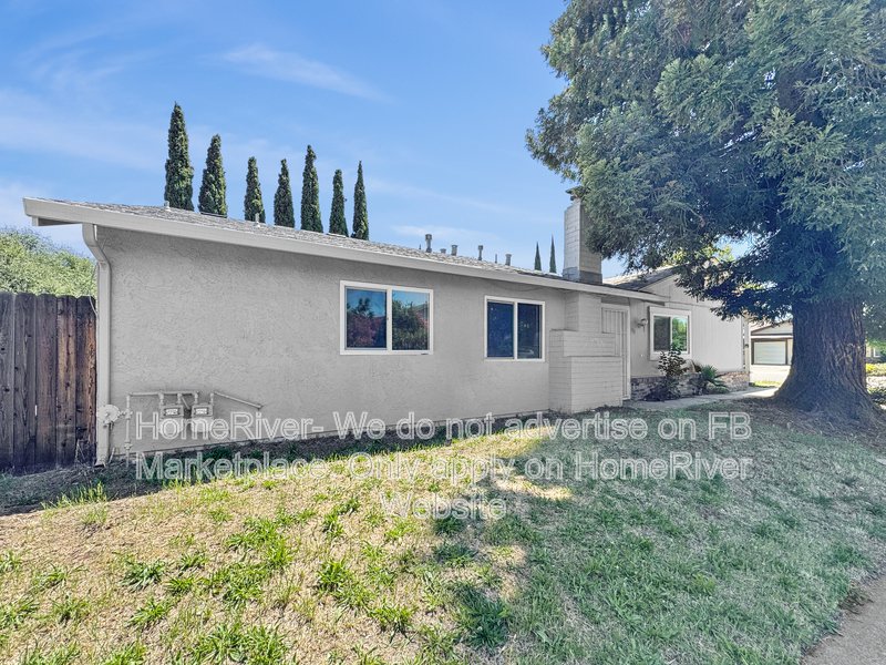 Fridge Included | WSG Included | Near Parks property image