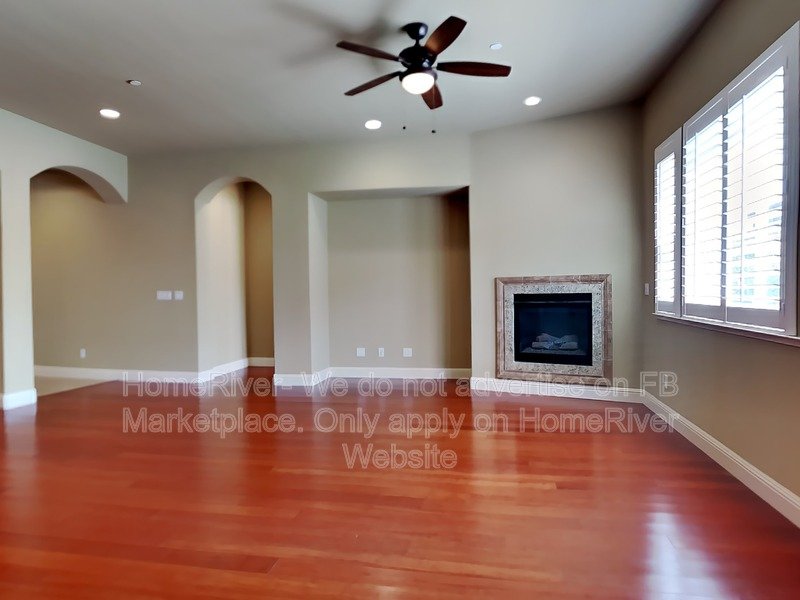 Two Car Garage | Fridge Included | Pet Friendly property image
