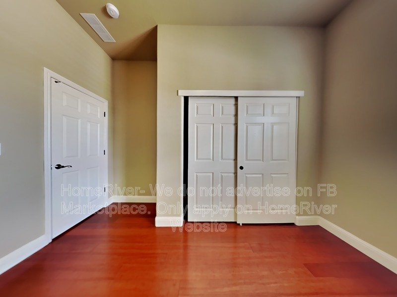 Two Car Garage | Fridge Included | Pet Friendly property image