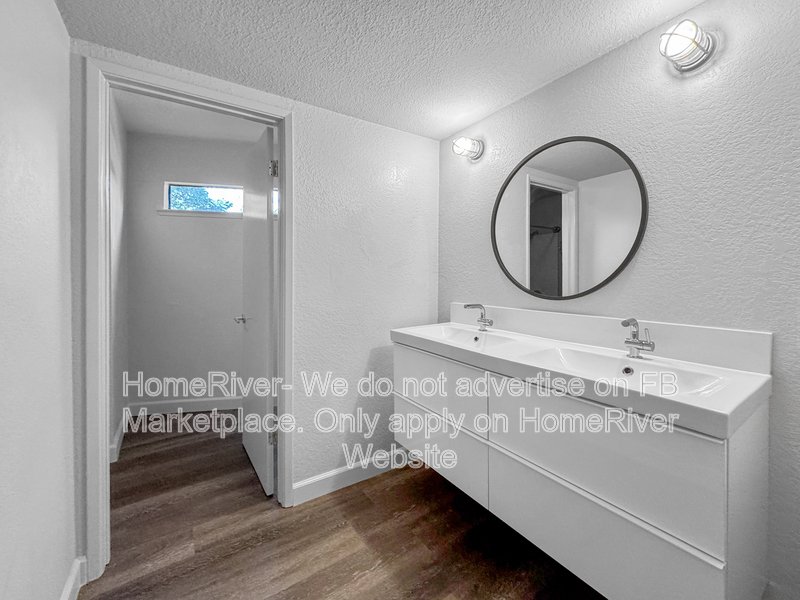 WSG Included | Near Shopping and Parks | Fridge Included property image