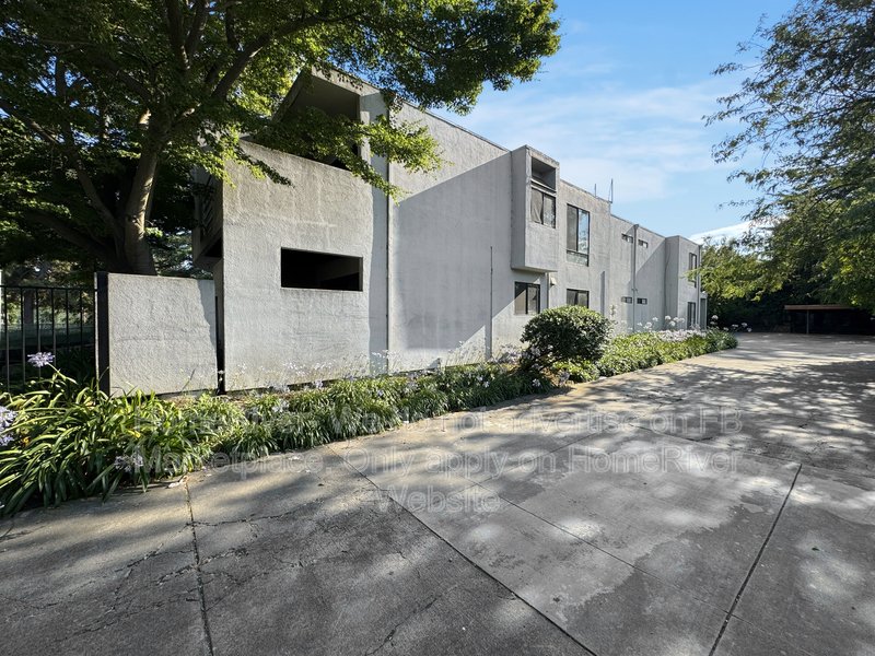 WSG Included | Near Shopping and Parks | Fridge Included property image