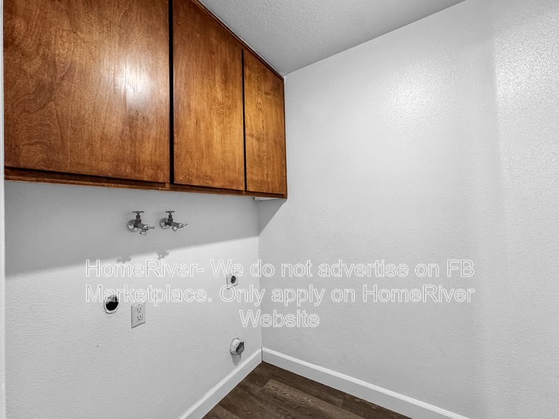 WSG Included | Near Shopping and Parks | Fridge Included property image