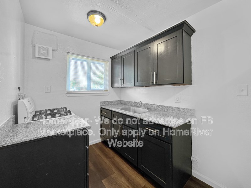 Fridge Included | Pet Friendly | Near Parks property image