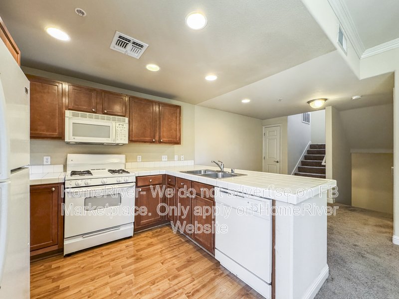 Fridge Included | WSG Included | Pet Friendly property image