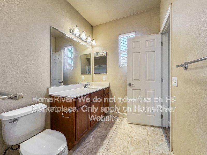 Fridge Included | WSG Included | Pet Friendly property image