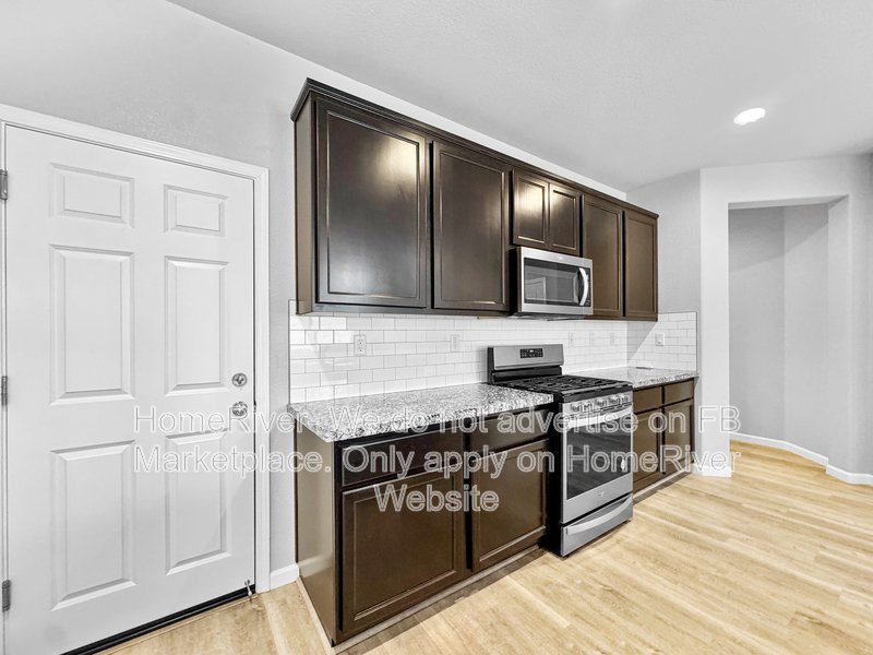 Washer/ Dryer Included | Pet Friendly | Fridge Included property image