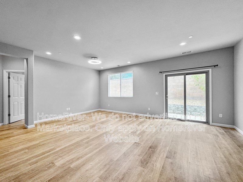 Washer/ Dryer Included | Pet Friendly | Fridge Included property image