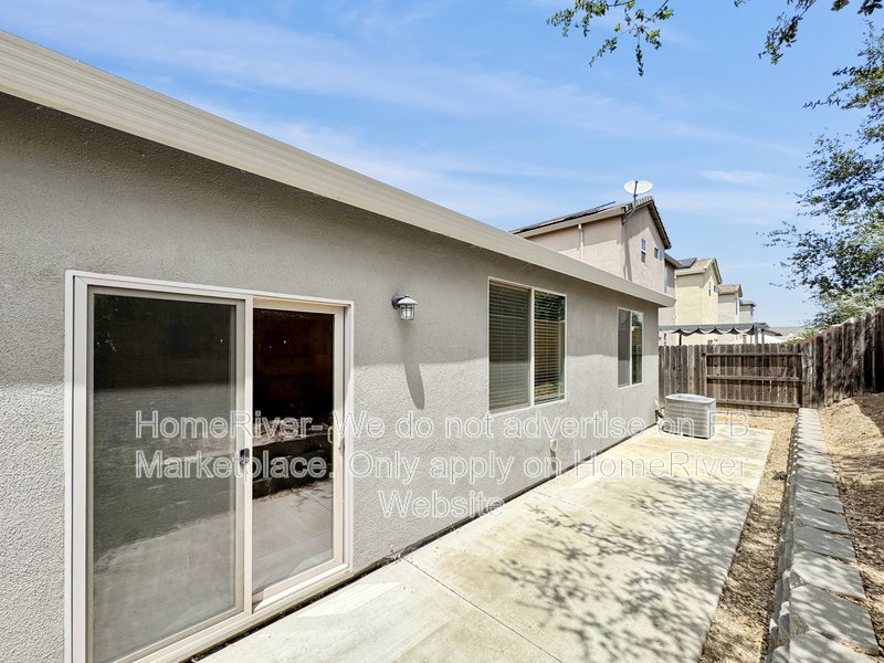 Washer/ Dryer Included | Pet Friendly | Fridge Included property image