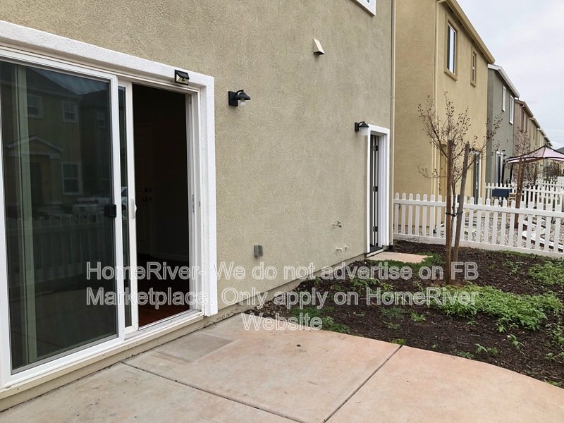 Fridge Included | Washer and Dryer Included | 20 minutes from Midtown property image