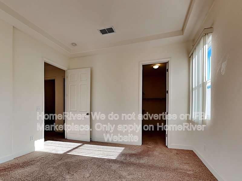 Fridge Included | Close to Downtown | Pet Friendly property image